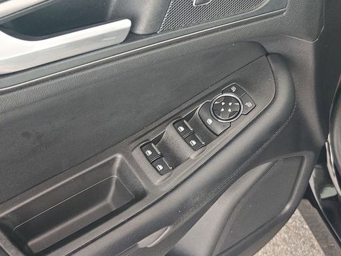 Used 2021 Ford Edge SE FWD image 27