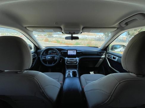 Used 2022 Ford Explorer 4WD image 12