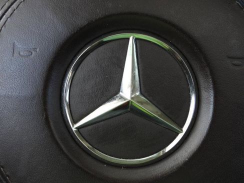 Used 2017 Mercedes-Benz GLS 550 4MATIC image 88