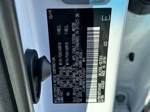 Used 2020 Lexus GX 460 Premium w/ Premium Package image 30