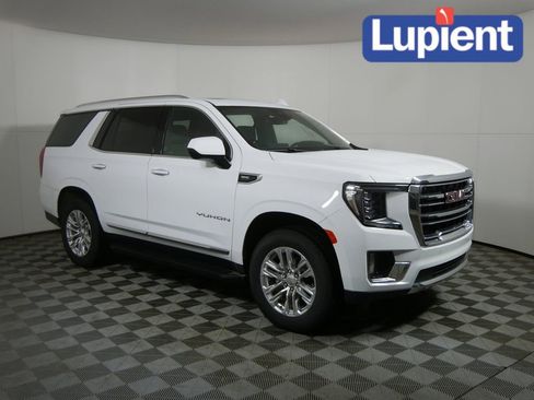Used 2023 GMC Yukon SLT image 1