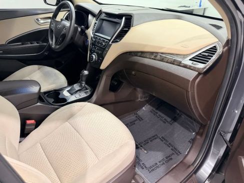 Used 2018 Hyundai Santa Fe Sport w/ 2.4L Value Package 02 FWD image 22