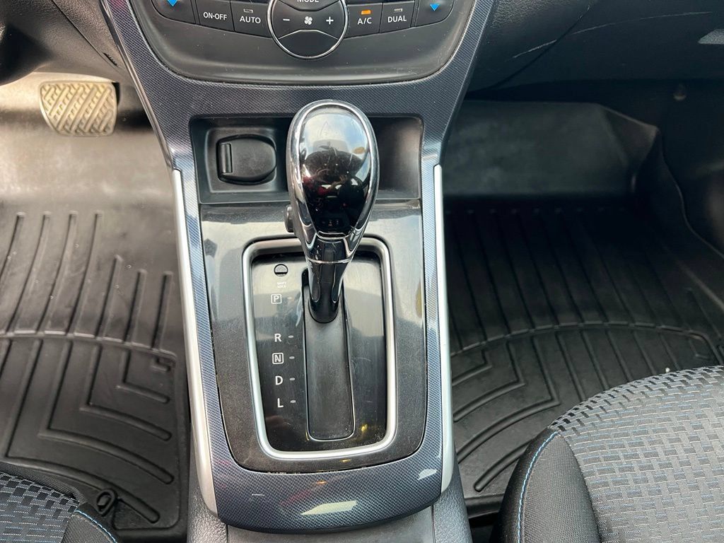 Used 2018 Nissan Sentra SR w/ Electronics Package FWD image 31