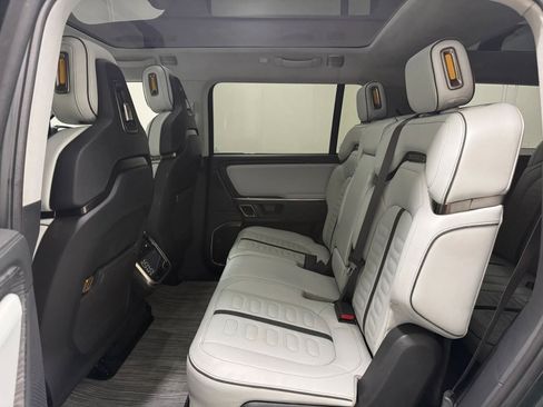 Used 2024 Rivian R1S Adventure AWD/4WD image 14