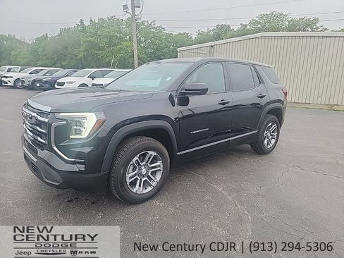 Used 2026 GMC Terrain Elevation FWD image 1