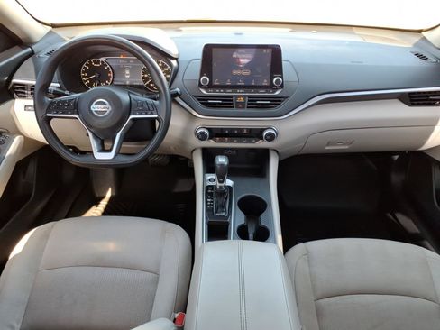 Used 2020 Nissan Altima 2.5 S FWD image 16