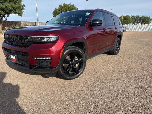 Used 2022 Jeep Grand Cherokee L Limited w/ Luxury Tech Group II image 1