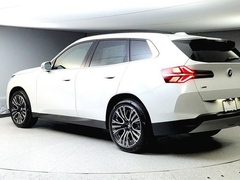 Used 2025 BMW X3 xDrive30i w/ Convenience Package image 5