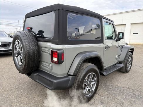 Used 2023 Jeep Wrangler Sport S image 5