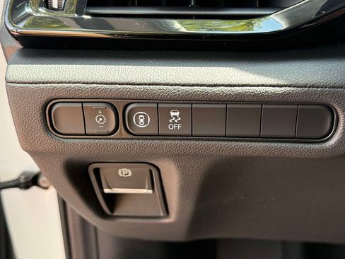 Used 2025 Acura MDX SH-AWD image 31
