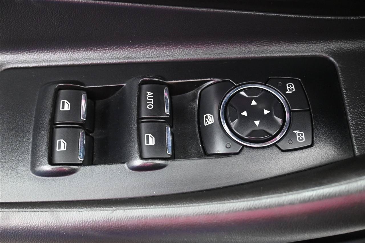 Used 2015 Ford Taurus Police Interceptor AWD image 12