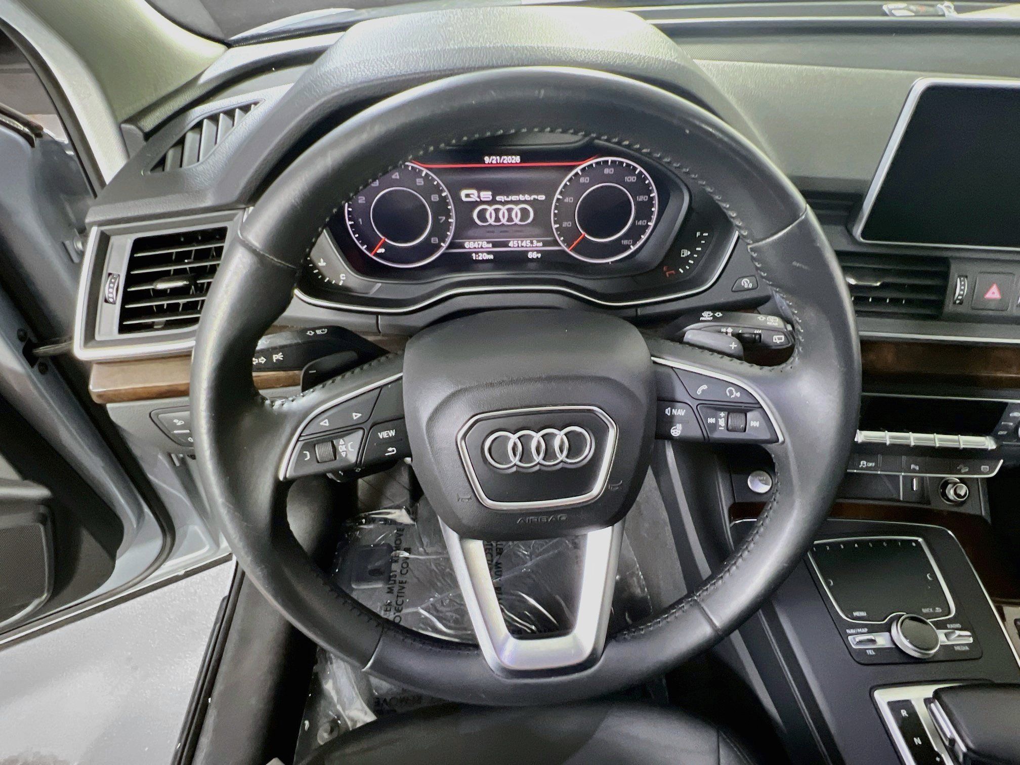 Used 2018 Audi Q5 2.0T Premium Plus w/ Premium Plus Package AWD/4WD image 11