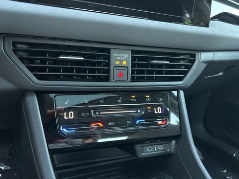 New 2026 Volkswagen Jetta SE image 30