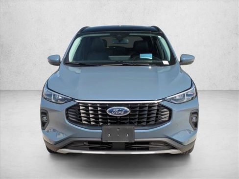 Used 2023 Ford Escape SE w/ PHEV Premium Package FWD image 2