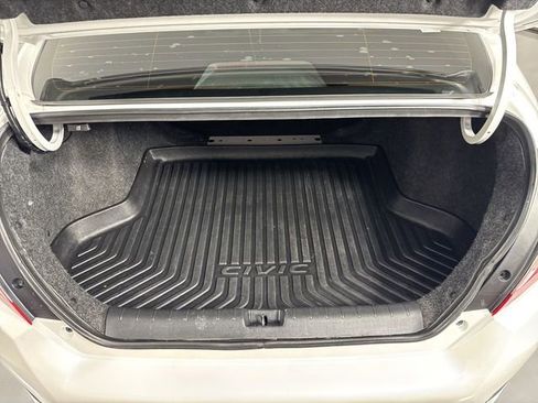 Used 2019 Honda Civic LX image 32