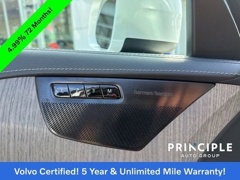 Certified 2023 Volvo XC90 B6 Ultimate w/ Protection Package Premier image 29