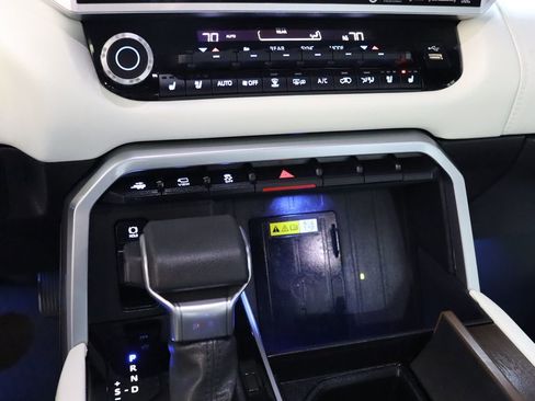 Used 2024 Toyota Sequoia Capstone image 49