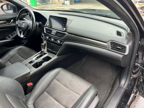 Used 2020 Honda Accord Sport image 16