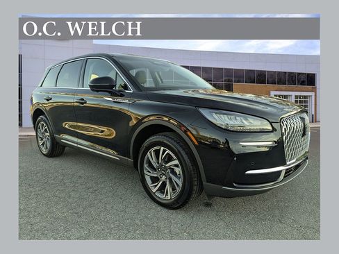 Certified 2024 Lincoln Corsair FWD w/ Equipment Group 101A image 1