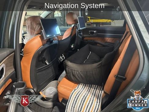 Used 2022 Kia Sorento SX Prestige w/ Rust Color Package AWD/4WD image 7
