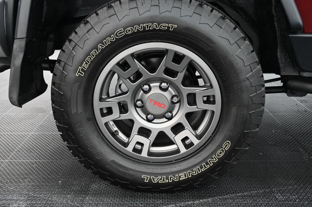 Used 2008 Toyota FJ Cruiser 4WD image 39