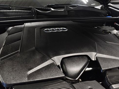 Used 2019 Audi Q8 Premium Plus w/ Premium Plus image 36