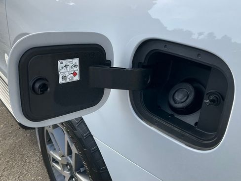 Used 2025 Ford Expedition Max Active image 13