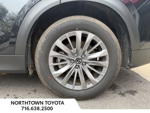 Used 2025 MAZDA CX-90 3.3 Turbo w/ Select Package AWD/4WD image 31