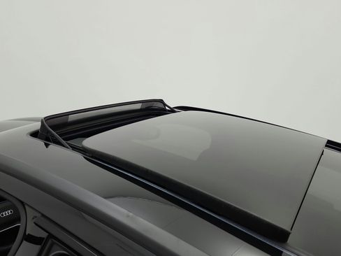 Used 2025 Audi Q6 e-tron Premium Plus w/ Premium Plus image 11