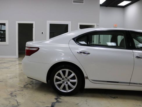 Used 2008 Lexus LS 460 L w/ Preferred Accessory Pkg RWD image 37