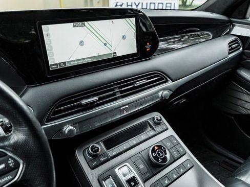 Used 2021 Hyundai Palisade Calligraphy image 15