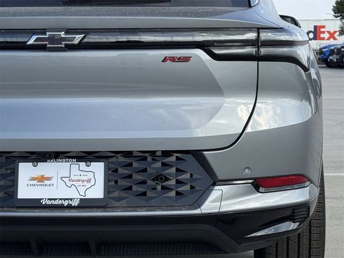 New 2026 Chevrolet Equinox EV RS image 6