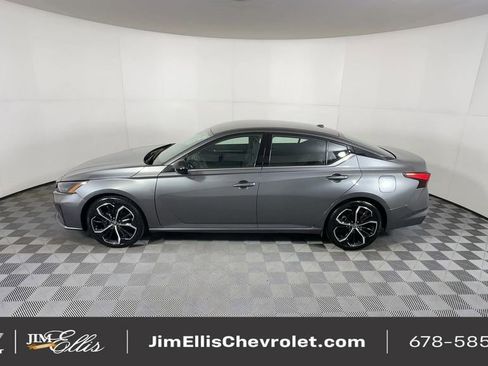Used 2023 Nissan Altima 2.5 SR image 5