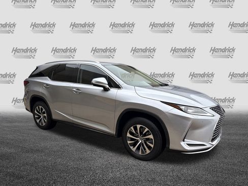 Used 2022 Lexus RX 350L Premium image 2