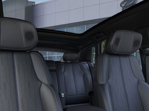 New 2026 Cadillac Lyriq V AWD/4WD image 24