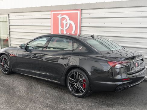 Used 2021 Maserati Quattroporte Trofeo image 39