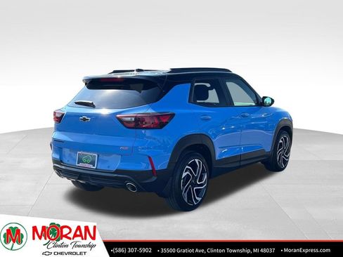 Certified 2024 Chevrolet TrailBlazer RS w/ Convenience Package FWD image 6