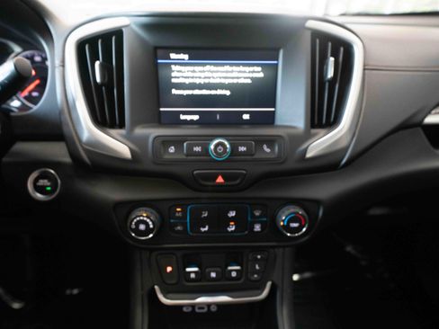 Used 2021 GMC Terrain SLE w/ Elevation Edition FWD image 17