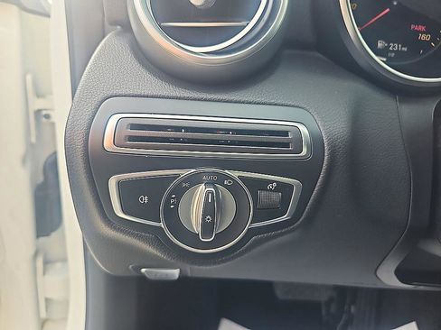 Used 2021 Mercedes-Benz C 300 4MATIC Sedan image 14