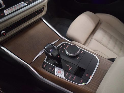 Used 2020 BMW 330i Sedan w/ M Sport Package image 48