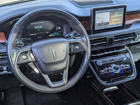 Used 2022 Lincoln Corsair Grand Touring w/ Elements Technology Bundle image 4