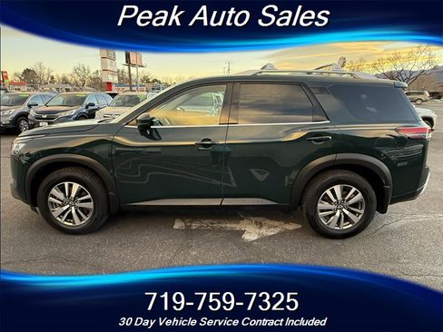 Used 2022 Nissan Pathfinder SL image 4