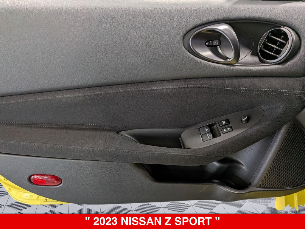 Used 2023 Nissan Z w/ Floor Mat Package RWD image 13