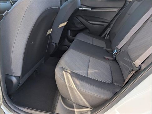 Certified 2022 Kia Seltos LX image 10