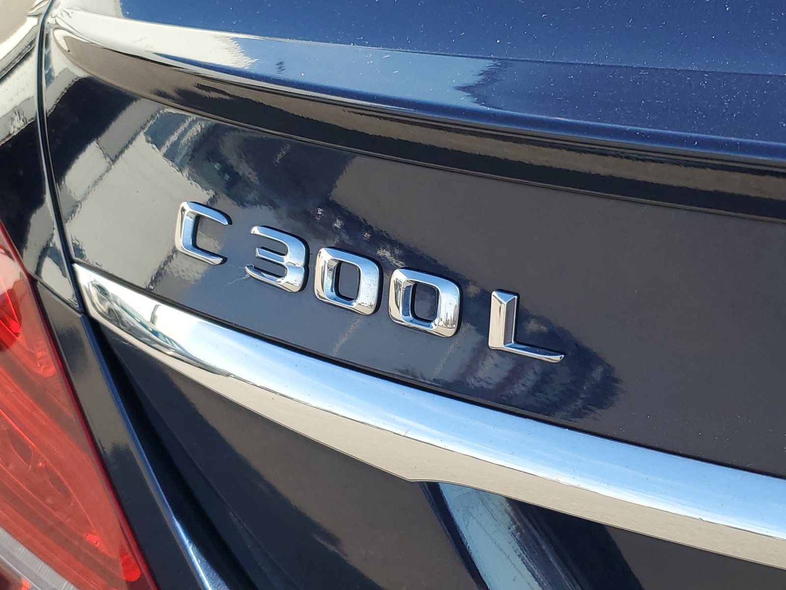 Used 2016 Mercedes-Benz C 300 4MATIC Sedan image 7