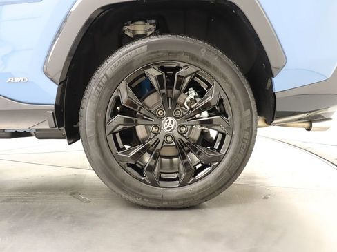 Used 2022 Toyota RAV4 SE w/ Convenience Package image 41