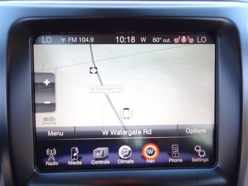 Used 2016 Jeep Cherokee 4WD Latitude w/ Comfort & Convenience Group image 4