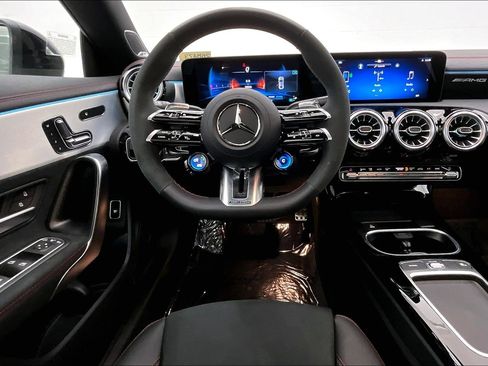Used 2026 Mercedes-Benz CLA 35 AMG 4MATIC image 4