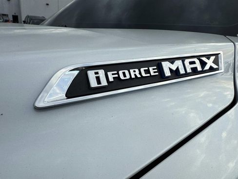 Used 2024 Toyota Sequoia Platinum image 13