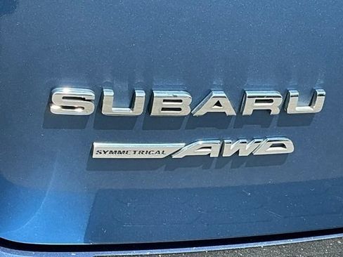Used 2022 Subaru Crosstrek 2.5i Limited w/ Moonroof Package 2 AWD/4WD image 9
